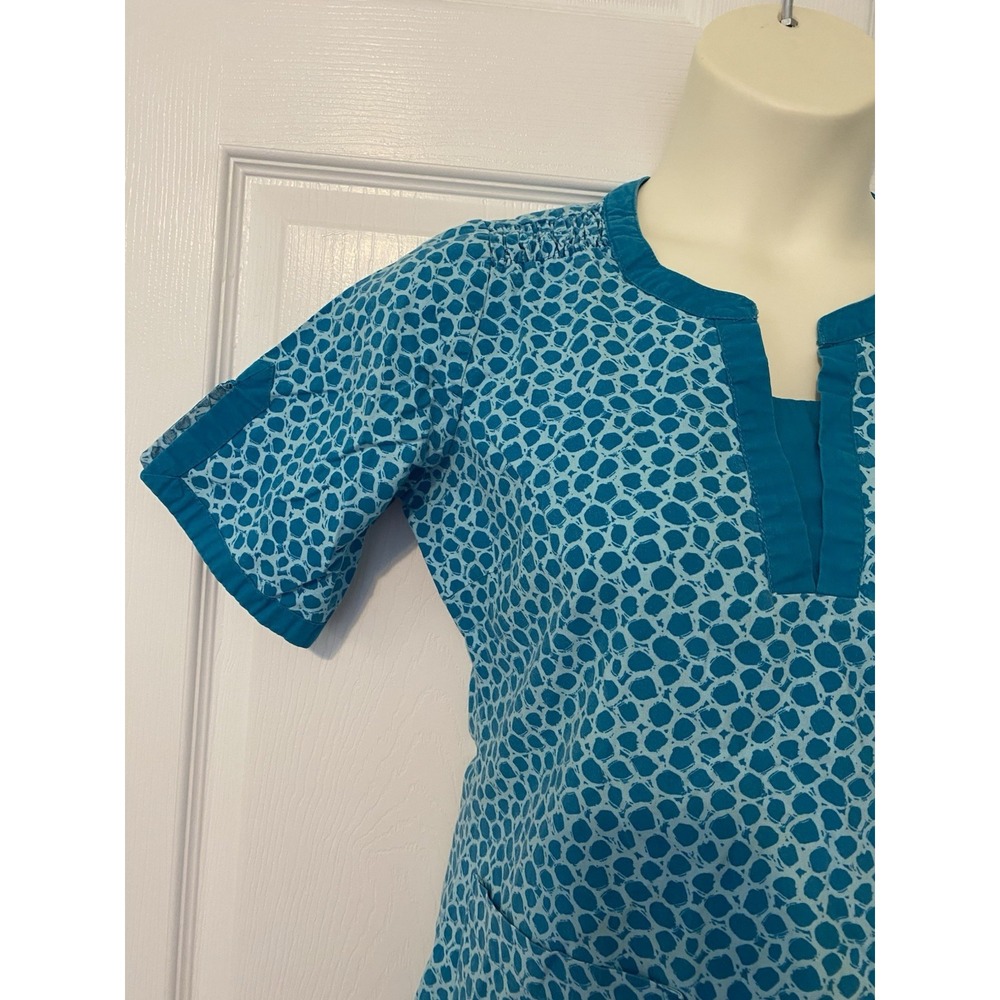 Peaches Small‎ Women's Scrub Top Teal Dot Print Blue Cute Sleeves - Picture 4 of 14